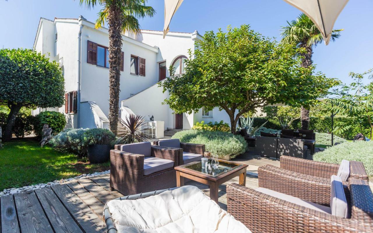 Apartments Bori بوريتش المظهر الخارجي الصورة