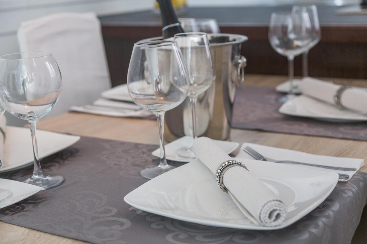 Apartments Bori بوريتش المظهر الخارجي الصورة